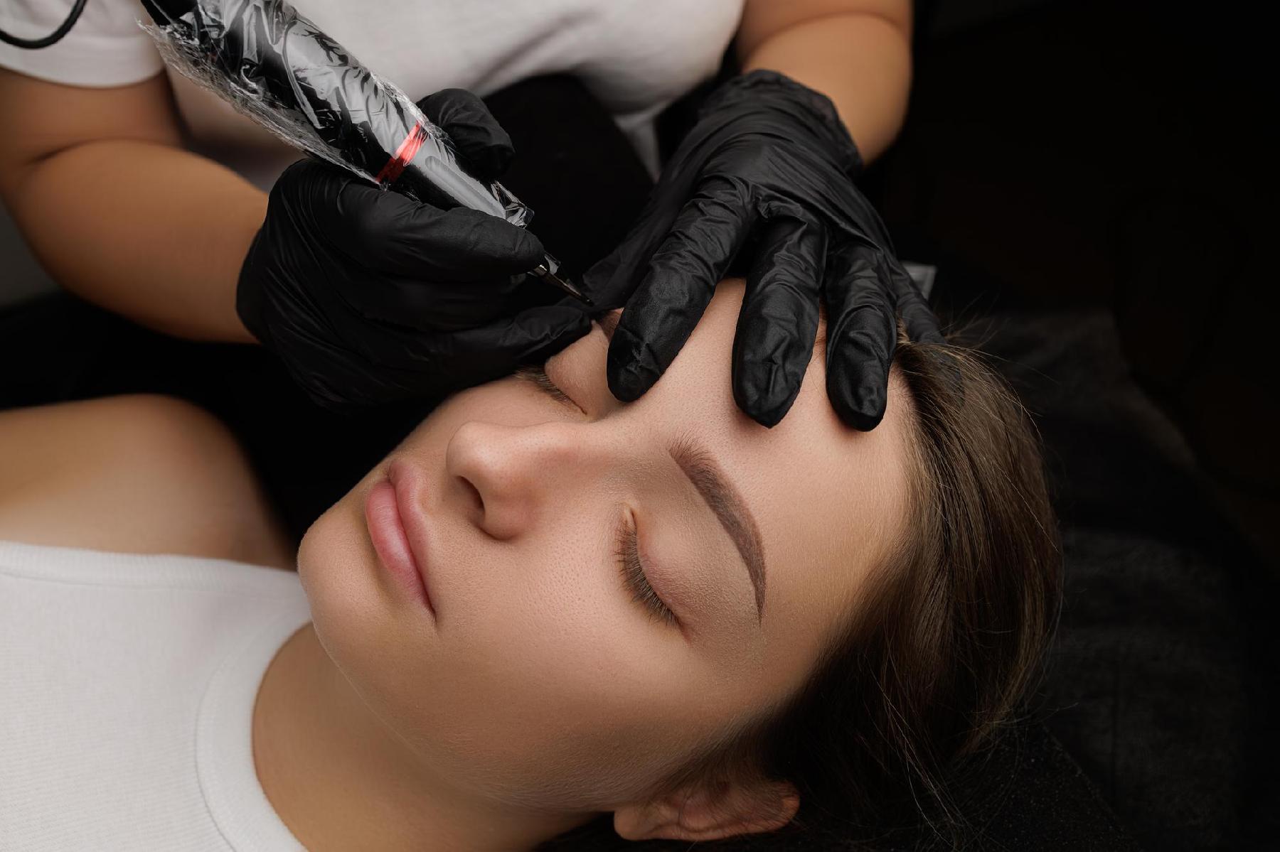 PERMANENT MAKE-UP <br> BROWS